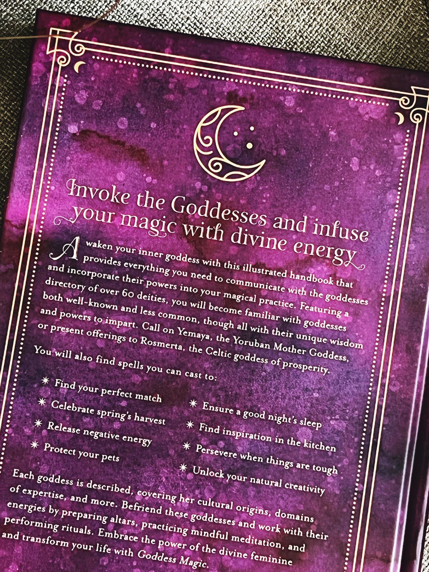 Goddess Magic - A handbook of Spells, Charms, and Rituals Divine in Origin